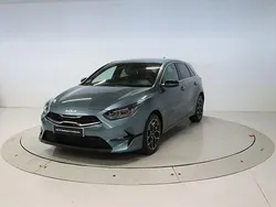 Verde Nuevo 2024 Kia Ceed Style Utilitario | 22.325 € (Un poco caro)