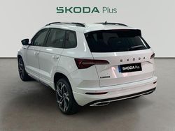 Blanco Nuevo 2025 Skoda Karoq SportLine SUV | 30.990 € (Precio justo)