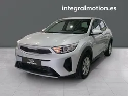 Gris Usado 2023 Kia Stonic SUV | 16.500 € (Precio justo)