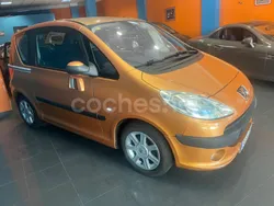 Amarillo Usado 2007 Peugeot 1007 Utilitario | 4495 € (Precio justo)