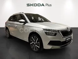 Gris / plata Usado 2023 Skoda Kamiq Sport SUV | 21.900 € (Precio justo)
