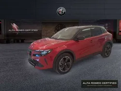 Rojo Usado 2024 Alfa Romeo Junior Edizione Speciale SUV | 29.400 €