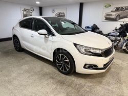 Blanco Usado 2017 DS Automobiles DS4 Berlina | 11.990 € (Precio justo)