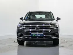 Negro Usado 2021 VW Touareg Elegance SUV | 47.590 € (Precio justo)