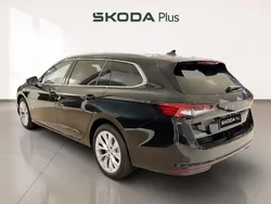 Negro Nuevo 2024 Skoda Superb Selection Familiar | 36.400 € (Buen precio)
