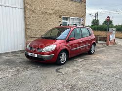 Granate Usado 2005 Renault Scénic II Privilege Monovolumen | 1795 €