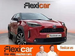 Rojo Usado 2021 Toyota Yaris Hybrid Active | 22.990 € (Caro)