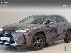 Gris / plata Usado 2023 Lexus UX SUV | 32.900 € (Caro)