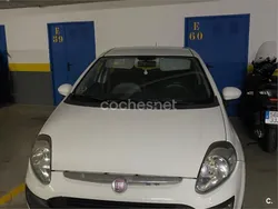 Blanco Usado 2012 Fiat Punto Lounge Utilitario | 5000 € (Buen precio)