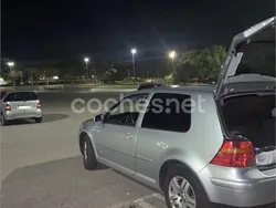 Gris / plata Usado 2000 VW Golf IV Highline Berlina | 1950 € (Buen precio)