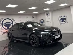 Negro Nuevo 2024 BMW M5 Berlina | 149.900 € (Super precio)