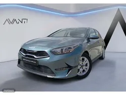 Verde Usado 2022 Kia Ceed Berlina | 18.990 € (Un poco caro)