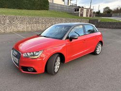 Rojo Usado 2013 Audi A1 Sportback Ambition Utilitario | 9490 € (Buen precio)