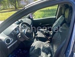 Gris / plata Usado 2010 Renault Clio II Authentique Berlina | 4100 € (Precio justo)