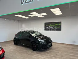 Negro Nuevo 2024 Toyota Yaris Berlina | 54.990 €