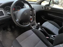 Verde Usado 2004 Peugeot 307 Berlina | 1500 € (Buen precio)