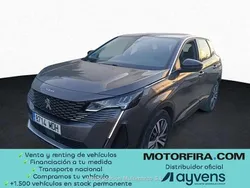 Gris Usado 2023 Peugeot 3008 Active Coupe | 25.400 €
