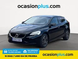 Negro Usado 2017 Volvo V40 Momentum Familiar | 14.390 € (Precio justo)