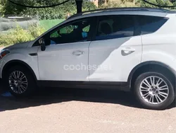 Blanco Usado 2009 Ford Kuga Titanium SUV | 6000 € (Precio justo)