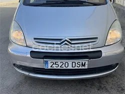Gris / plata Usado 2005 Citroën Xsara Picasso Exclusive Monovolumen | 1600 € (Buen precio)