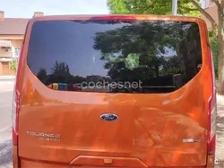 Naranja Usado 2022 Ford Tourneo Custom Active Monovolumen | 37.400 € (Un poco caro)