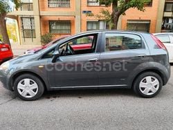 Gris / plata Usado 2007 Fiat Grande Punto Utilitario | 3300 € (Precio justo)