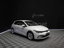 Blanco Usado 2021 VW Golf VIII Life Berlina | 20.990 € (Precio justo)