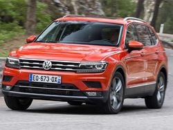 Azul Usado 2020 VW Tiguan Allspace Advance SUV | 26.490 € (Buen precio)