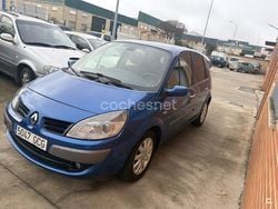 Azul Usado 2008 Renault Scénic II Dynamique Monovolumen | 2900 € (Precio justo)