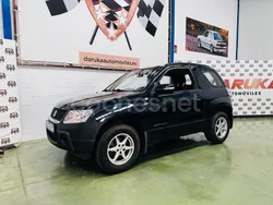 Negro Usado 2011 Suzuki Grand Vitara City SUV | 13.490 € (Un poco caro)