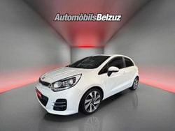 Blanco Usado 2016 Kia Rio Utilitario | 8990 € (Precio justo)