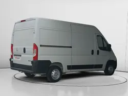 Blanco Usado 2022 Opel Movano Van | 22.990 € (Precio justo)