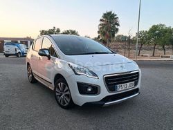 Blanco Usado 2015 Peugeot 3008 Allure Berlina | 9990 € (Precio justo)