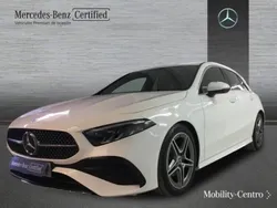 Blanco polar Usado 2024 Mercedes A180 AMG line | 34.250 € (Precio justo)