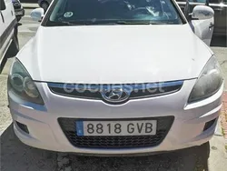 Blanco Usado 2010 Hyundai i30 Comfort Berlina | 4500 € (Buen precio)