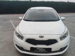Blanco Usado 2014 Kia Ceed GT Berlina | 8900 € (Precio justo)