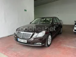 Marrón Usado 2009 Mercedes E350 Elegance Berlina | 15.900 € (Un poco caro)