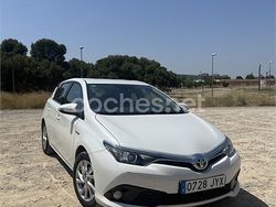 Blanco Usado 2017 Toyota Auris Active Berlina | 17.000 € (Caro)