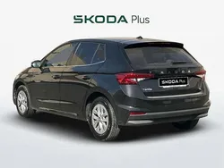 Negro Nuevo 2025 Skoda Fabia Selection Berlina | 18.999 € (Un poco caro)