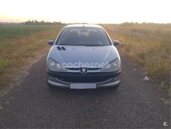 Gris / plata Usado 1999 Peugeot 206 Berlina | 2000 € (Precio justo)