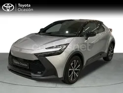 Gris / plata Usado 2024 Toyota C-HR Advance SUV | 35.100 € (Caro)