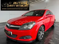 Rojo Usado 2008 Opel Astra GTC Energy Berlina | 2899 € (Super precio)