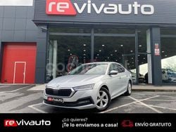Gris / plata Usado 2021 Skoda Octavia Ambition Berlina | 17.990 € (Un poco caro)