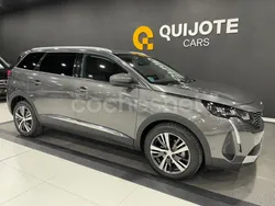 Gris / plata Usado 2021 Peugeot 5008 Allure Monovolumen | 24.500 € (Precio justo)