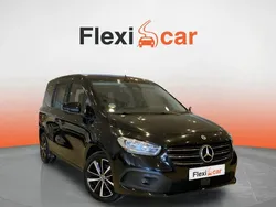 Negro Usado 2023 Mercedes 180 Berlina | 25.490 € (Precio justo)