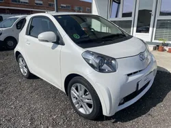 Blanco Usado 2010 Toyota iQ Utilitario | 6900 € (Buen precio)
