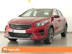 Rojo Usado 2021 Kia XCeed SUV | 32.890 €