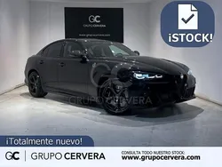 Negro Nuevo 2024 Alfa Romeo Giulia Quadrifoglio Berlina | 117.000 €