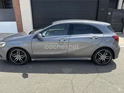 Gris / plata Usado 2018 Mercedes A200 Berlina | 19.950 € (Buen precio)