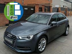 Gris / plata Usado 2016 Audi A3 Sportback g-tron Attraction Berlina | 13.900 €